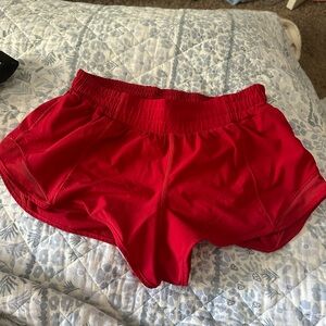 Lululemon Red Hotty Hot Shorts size 6 2.5”